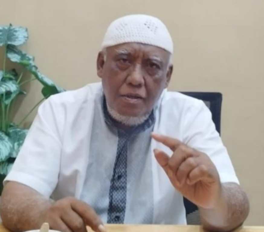 Azhari A.M Sinik