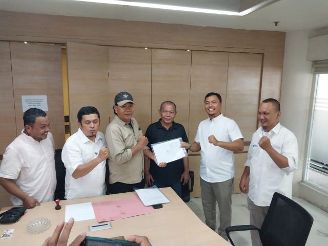IMG-20250901-WA0027_resize_48 Calon Ketua Forum Wartawan Pemprovsu (FWP) Syaifullah resmi mendaftarkan diri.