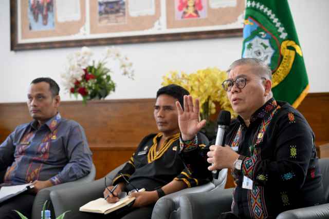Konferensi Pers 29 Jan 2026 -7 Pemerintah Provinsi Sumatera Utara (Sumut) melalui Dinas Kesehatan, Badan Penelitian dan Pengembangan (BAPPELITBANG), Badan Keuangan dan Ast Daerah (BKAD), DInas Tenaga Kerja, Dinas PMD dan Catpil, Dinas Sosial, Rumah Sakit Haji Medan, serta Deputi BPJS Wilayah I Sumut-Aceh melakukan Konferensi Pers terkait Perkembangan Implementasi Kebijakan Proses Bisnis (Probis) melalui Universal Health Coverage (UHC).