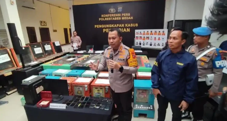 Kapolrestabes-Kota-Medan-Kombes-Pol-Jean-Calvijn-Simanjuntak-memaparkan-hasil_11