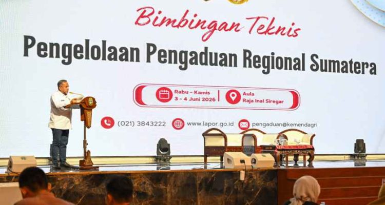 Asisten Administrasi Umum Provinsi Sumatera Utara (Sumut) Muhammad Suib membuka Bimbingan Teknis Pengelolaan Pengaduan Regional Sumatera yang diselenggarakan oleh Kementerian Dalam Negeri (Kemendagri) Republik Indonesia di Aula Raja Inal Siregar Kantor Gubernur Sumut Jalan Diponegoro Nomor 30 Medan, Rabu (3/6/2026).