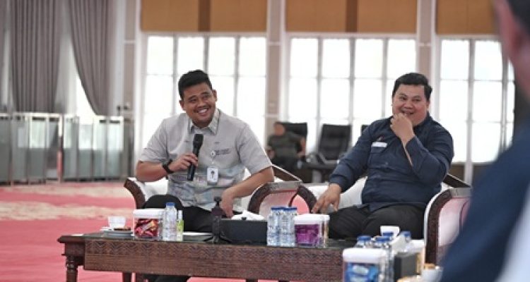 Gubernur Sumatera Utara (Sumut) Muhammad Bobby Afif Nasution menerima audiensi Kepala Perwakilan Satuan Kerja Khusus Pelaksana Kegiatan Usaha Hulu Minyak dan Gas Bumi (SKK Migas) di Aula Tengku Rizal Nurdin Jalan Sudirman Nomor 41 Medan, Kamis (4/6/2026). Foto/Diskominfo Sumut